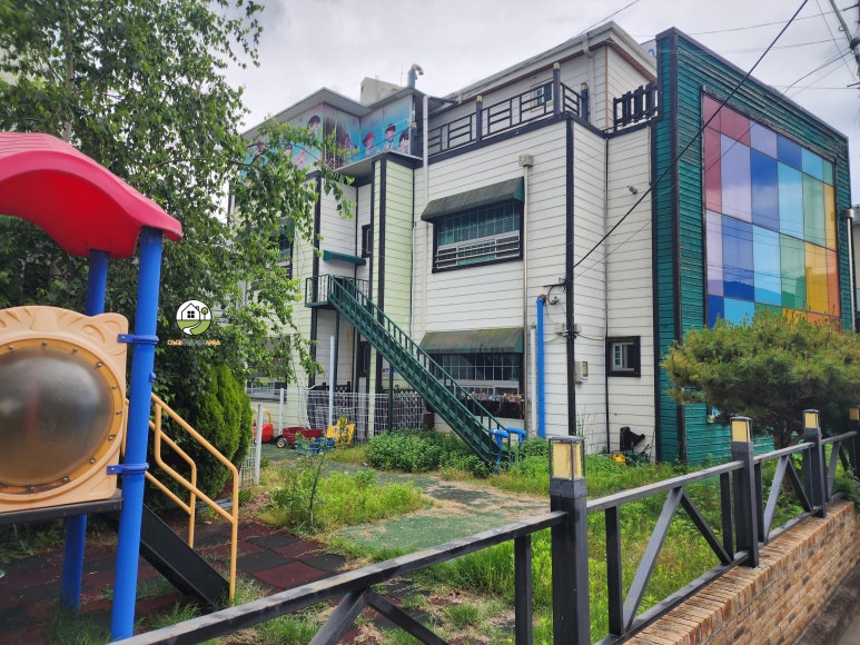 [매매 5억5,000만 원] 경산 상방동 노유자시설(어린이집) 토지·건물 매매, 근린생활시설 및 노인주간보호센터 업종 추천 매물