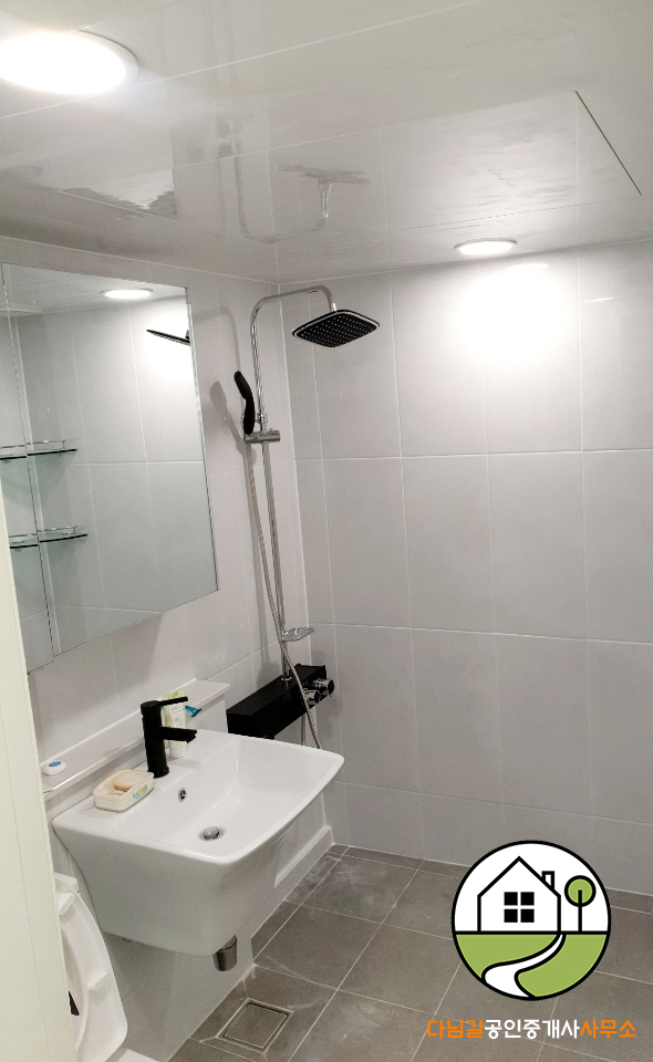 샷시 포함 올수리 정평역 도보 10분 경산 정평동 정평현대아파트 28평형 매매