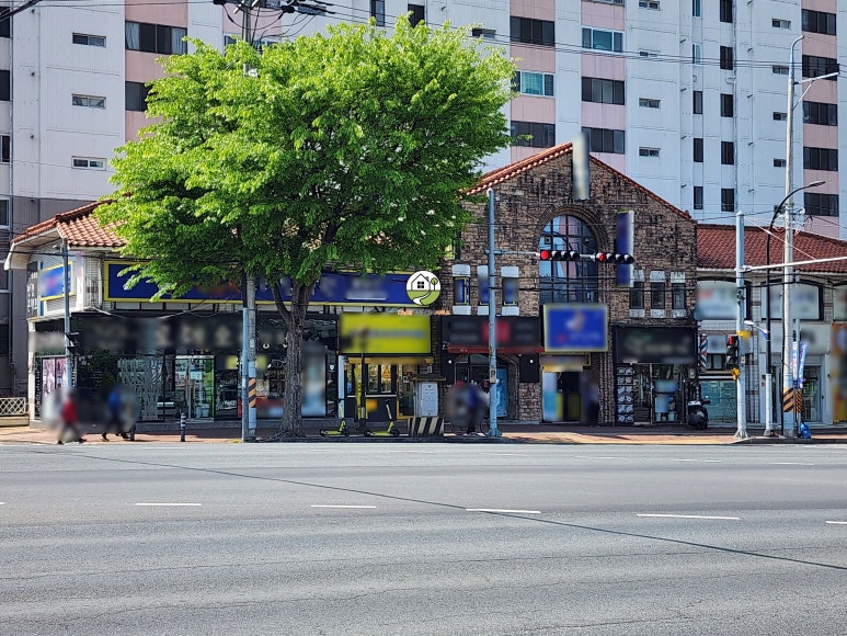 경산 정평역 역세권 횡단보도 앞 1층 상가 월세 임대
