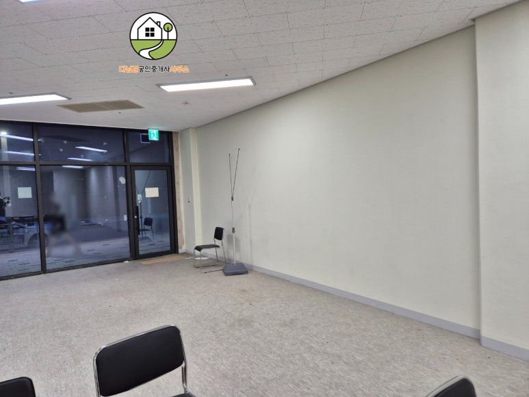 중산하늘채더퍼스트 주출입구 코너 상가 임대차 월세