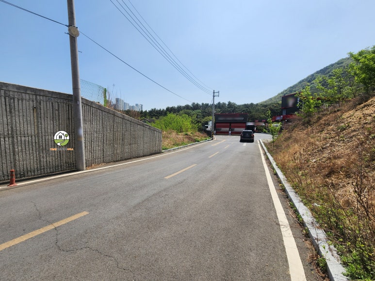 중산지구 맞은편 성암산 아래 약 1,826평 토지·땅 매매 식당, 카페, 요양병원 등 다양한 용도 추천